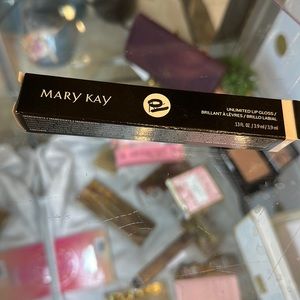 Mary Kay Unlimited Lip Gloss Nude Blush